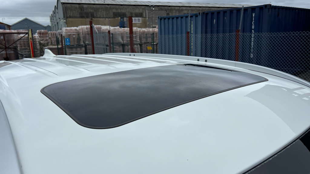 Mitsubishi Outlander 2.0 Phev Gx5hs White #11