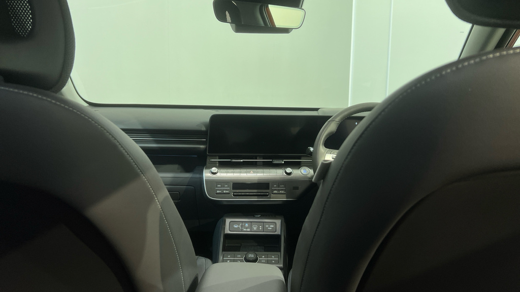 Hyundai Kona Advance Grey #26