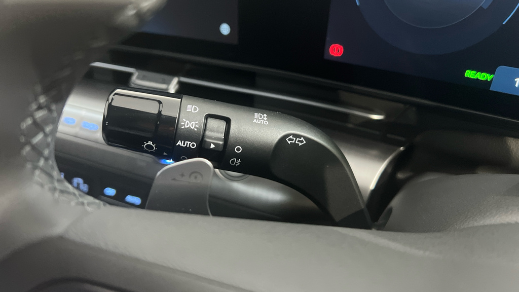 Hyundai Kona Advance Grey #38