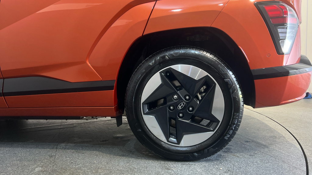Hyundai Kona Advance Grey #32