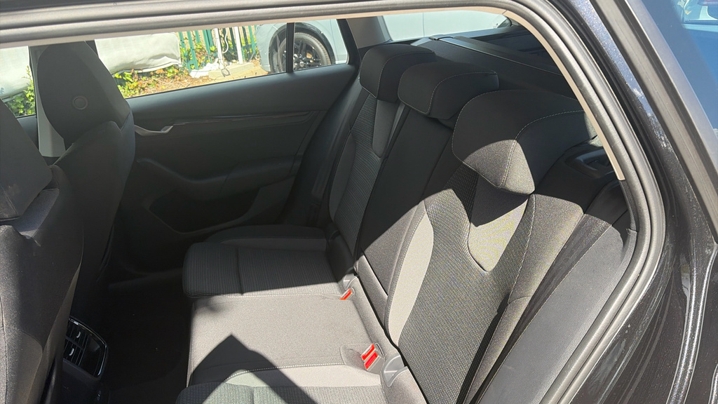 Skoda Octavia 2.0 Tdi 150 Se Technology Dsg Grey #23