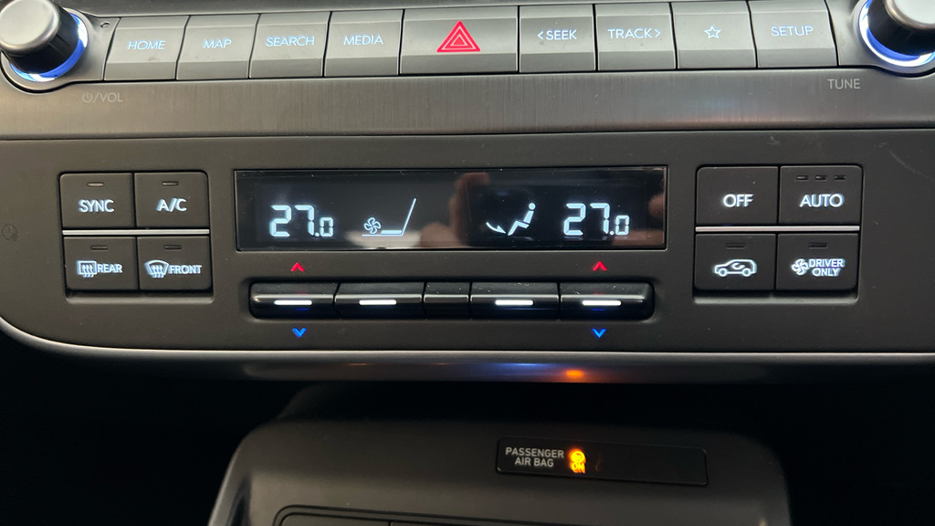 Hyundai Kona E 218Ps Ultimate Grey #41