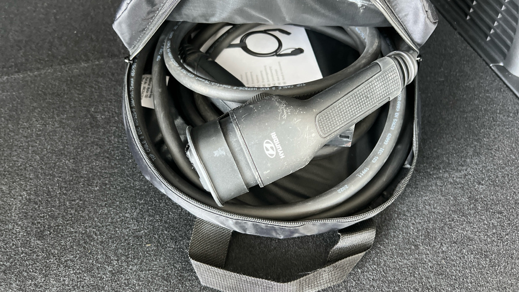 Hyundai Kona E 218Ps Ultimate Grey #44