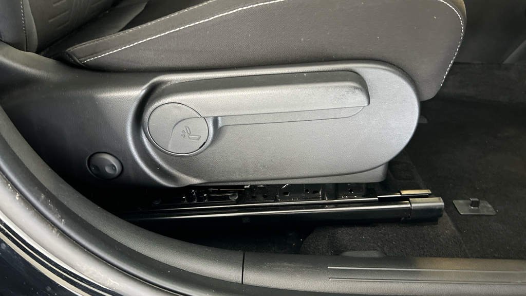Hyundai Kona E 218Ps Ultimate Grey #40