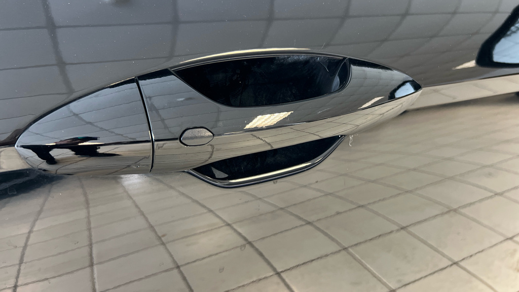 Hyundai Kona E 218Ps Ultimate Grey #3