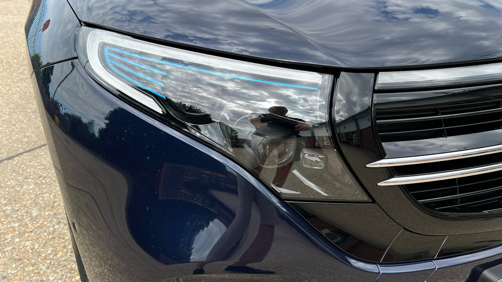 Mercedes-Benz EQC Suv Grey #40