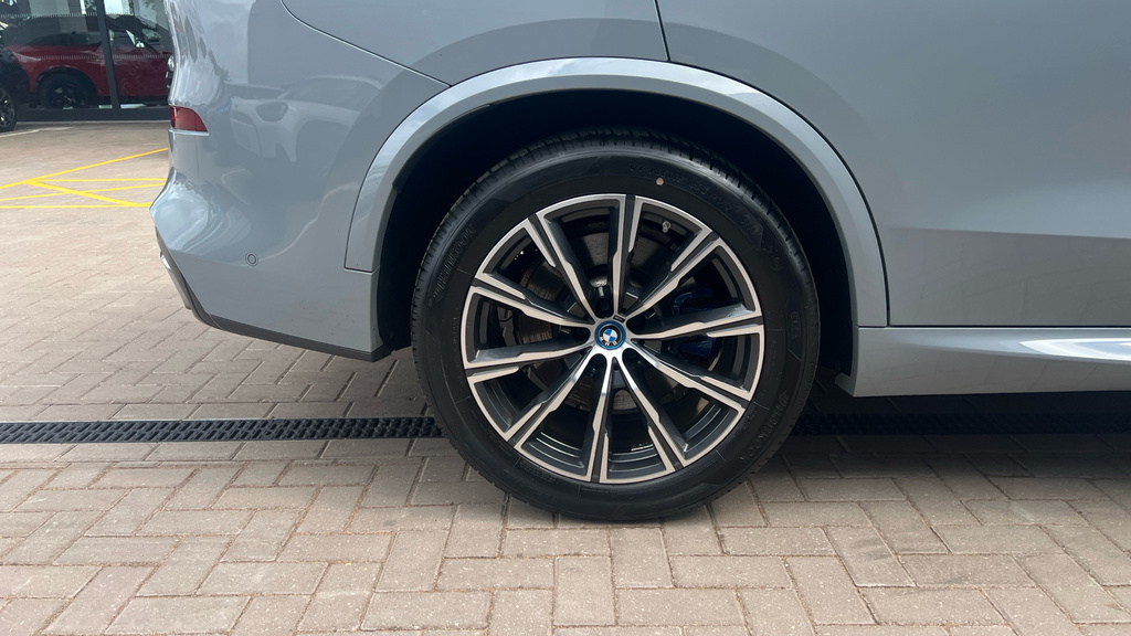 BMW X5 M M Sport Black #30
