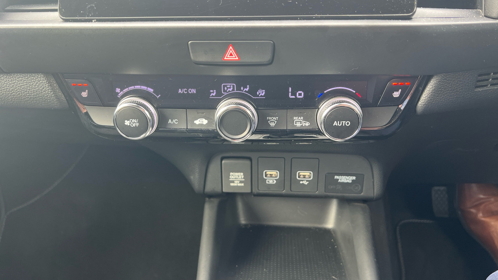 Honda Jazz Ex I-mmd Cvt White #19