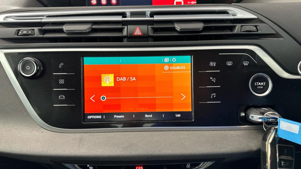 Citroen C4 Picasso Diesel Red #16
