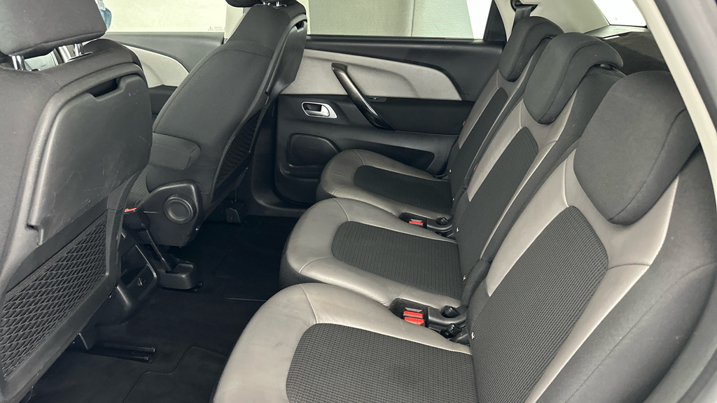 Citroen C4 Picasso Diesel Red #22