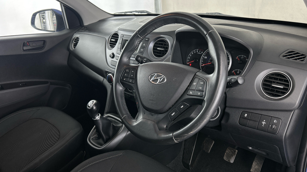 Hyundai I10 Hatchback 1.0 67Ps Play Grey #9