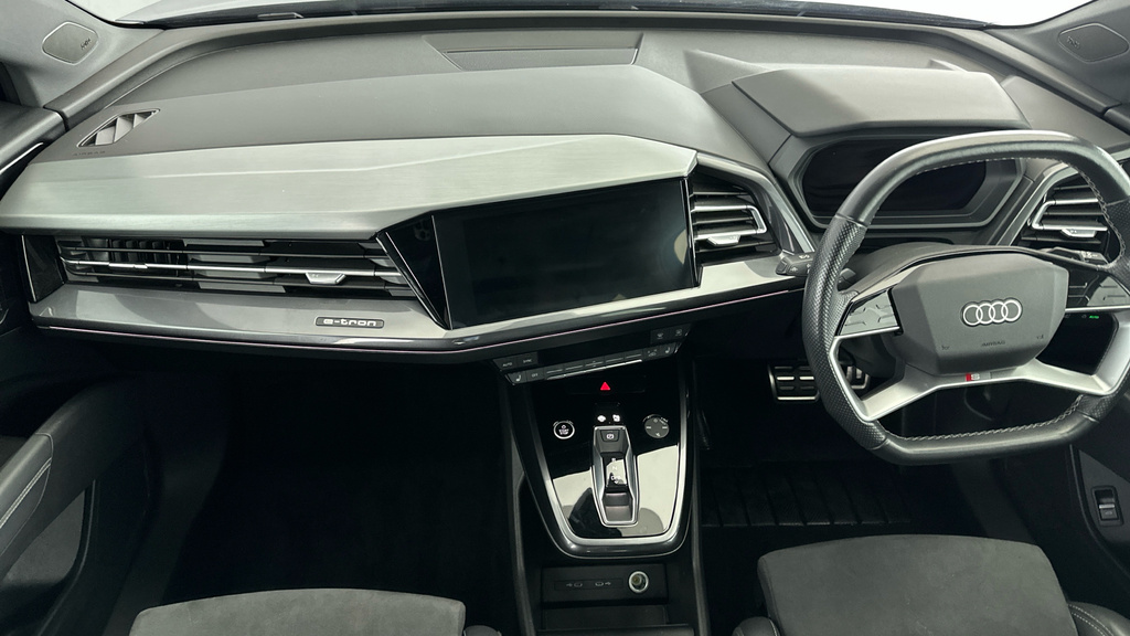 Audi Q4 E Tron 150Kw 40 82.77Kwh S Line White #11
