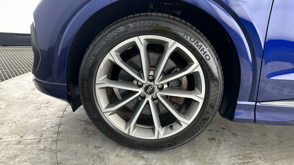 Audi Q4 E Tron 150Kw 40 82.77Kwh S Line White #23