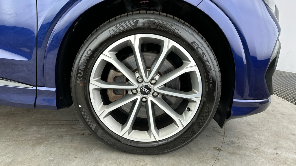 Audi Q4 E Tron 150Kw 40 82.77Kwh S Line White #26