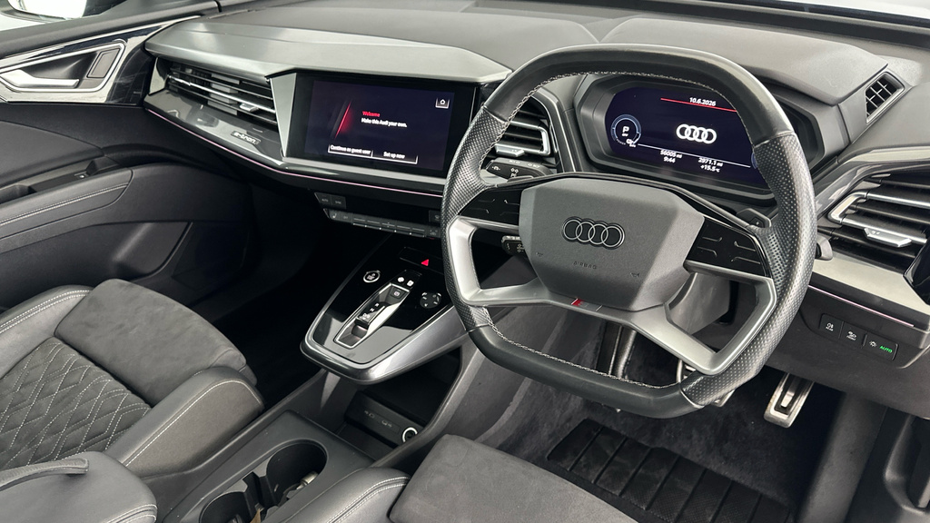 Audi Q4 E Tron 150Kw 40 82.77Kwh S Line White #9
