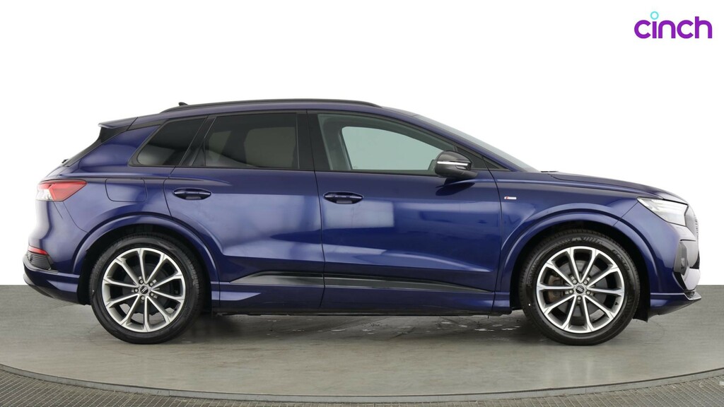 Audi Q4 E Tron 150Kw 40 82.77Kwh S Line White #2