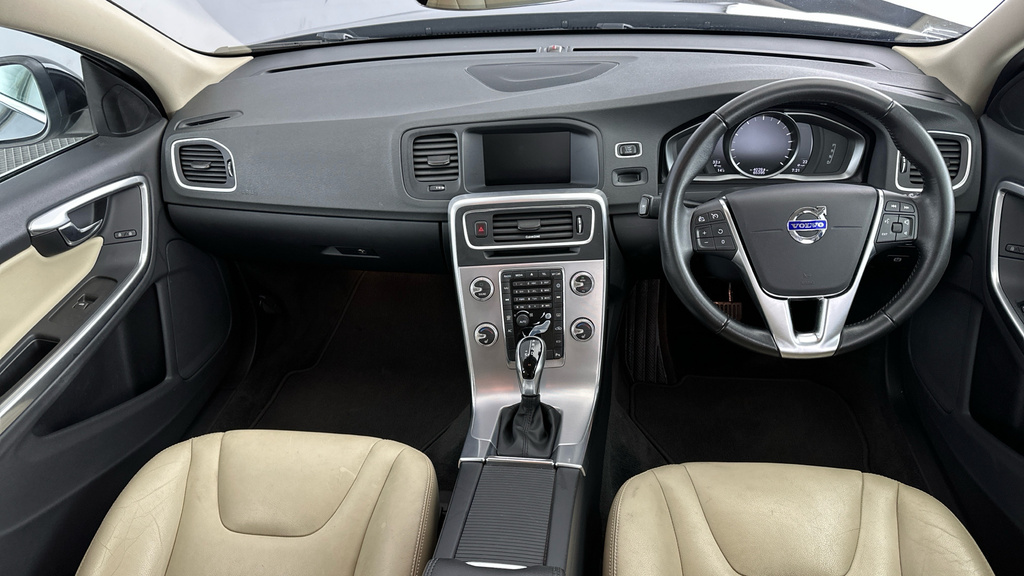 Volvo V60 Se Lux Nav T4 Silver #16