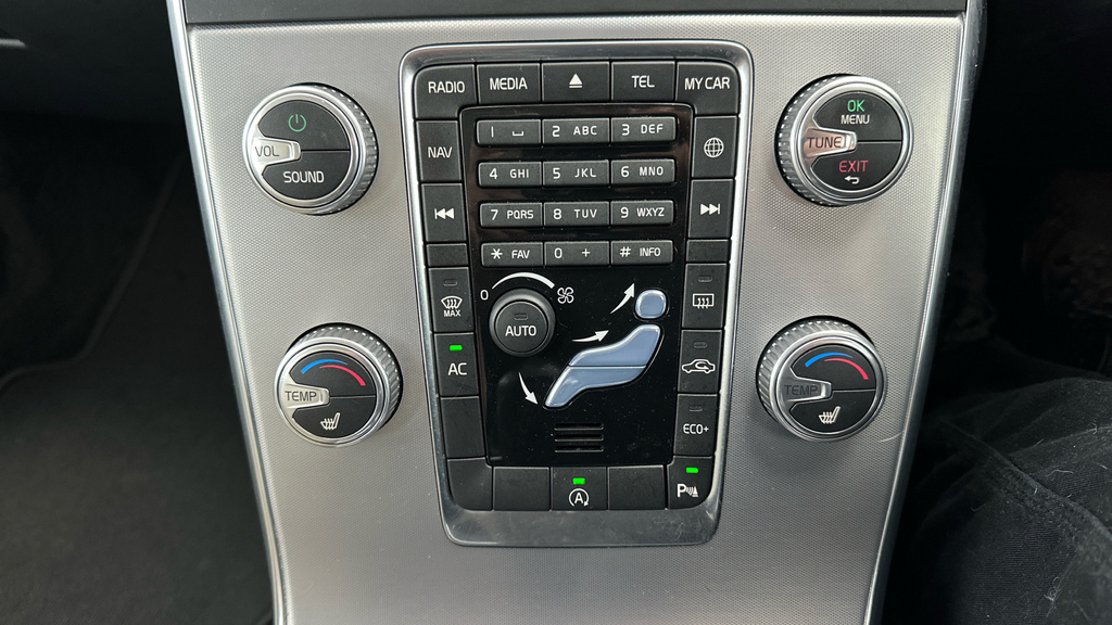 Volvo V60 Se Lux Nav T4 Silver #15