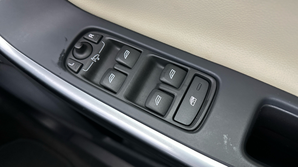 Volvo V60 Se Lux Nav T4 Silver #12
