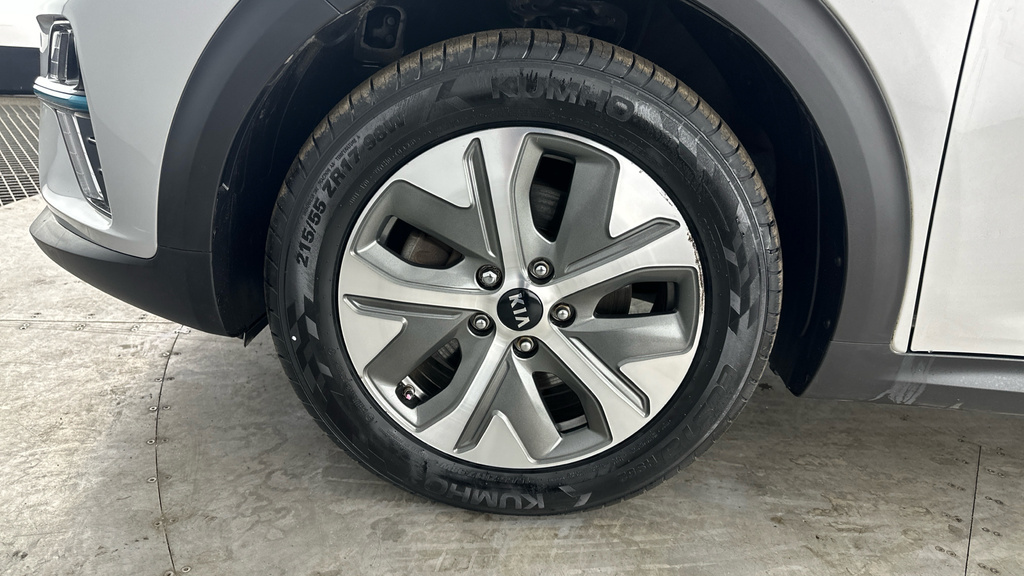 Kia e-Niro 64Kwh 3 Suv Black #28
