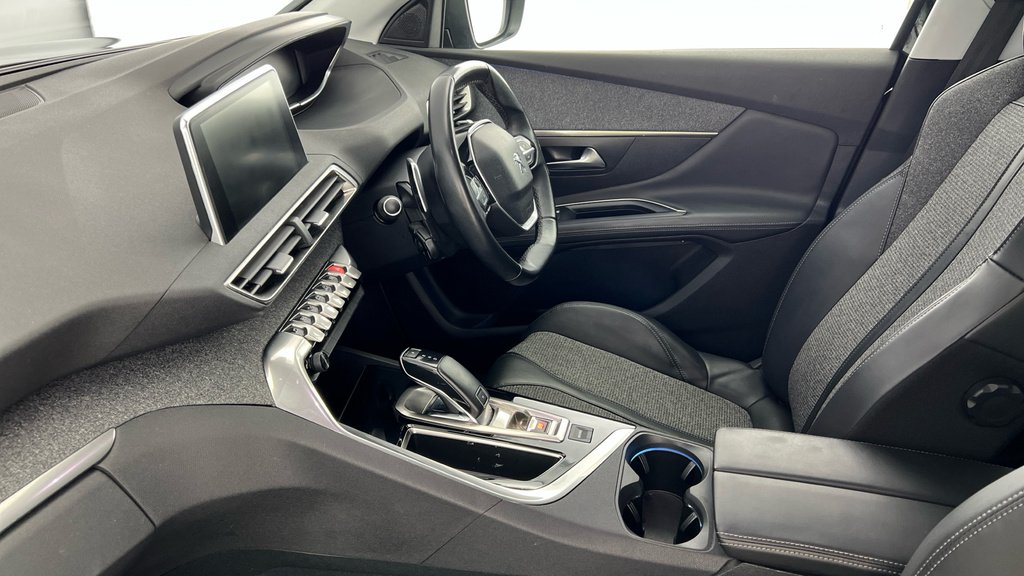 Peugeot 3008 Active Black #28