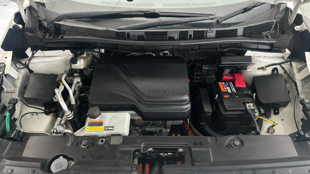 Nissan Leaf 160Kw E Tekna 59Kwh Red #23