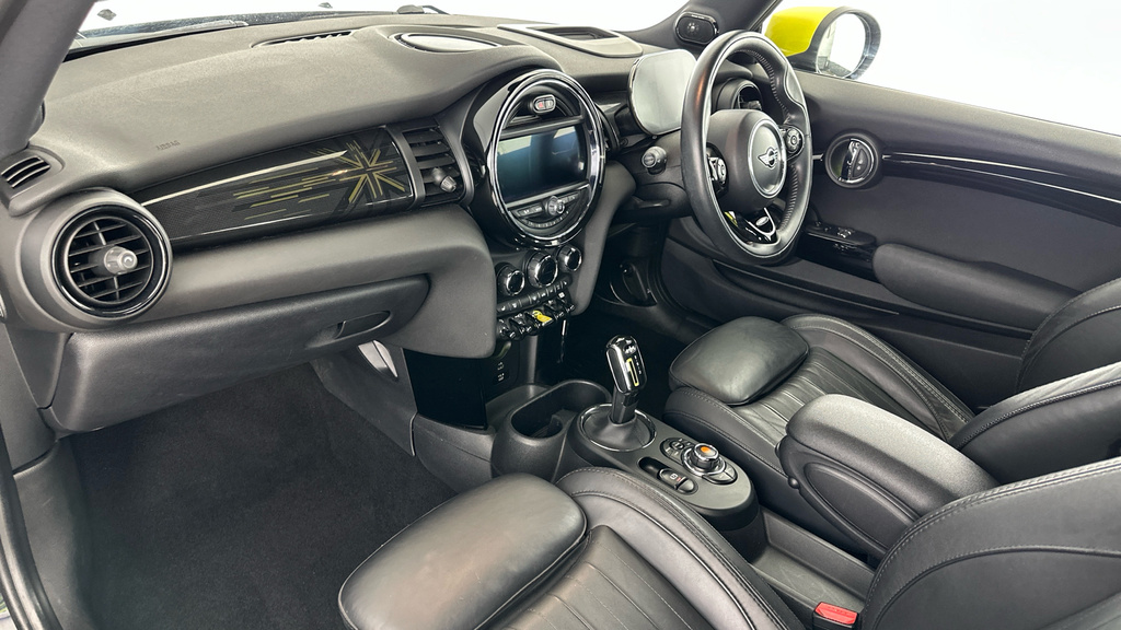 Mini Hatch 1.5 Cooper Sport Hatchback Euro #11