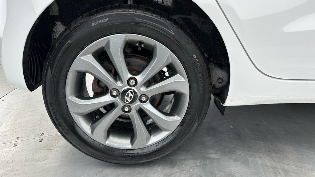 Hyundai I10 1.0 Se Connect White #24