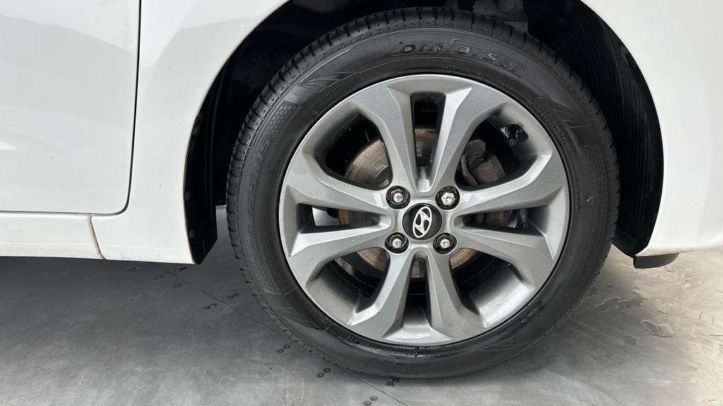 Hyundai I10 1.0 Se Connect White #25
