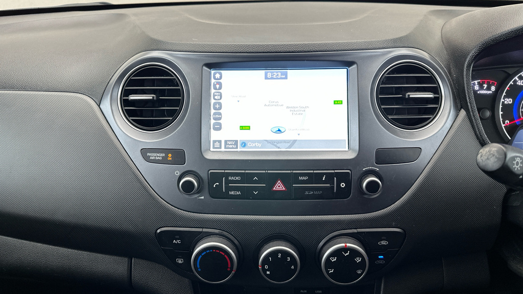 Hyundai I10 1.0 Se Connect White #16