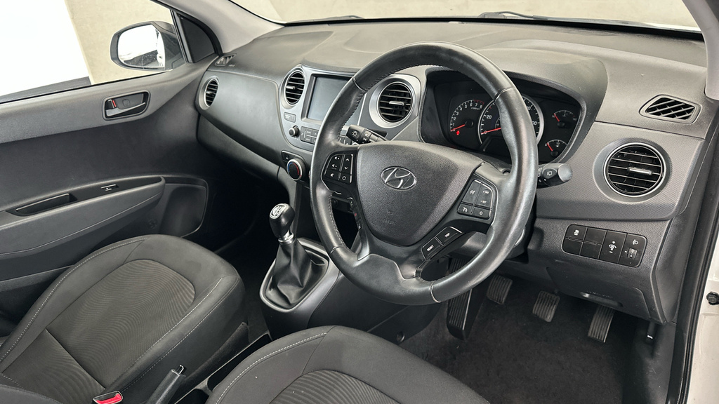 Hyundai I10 1.0 Se Connect White #10