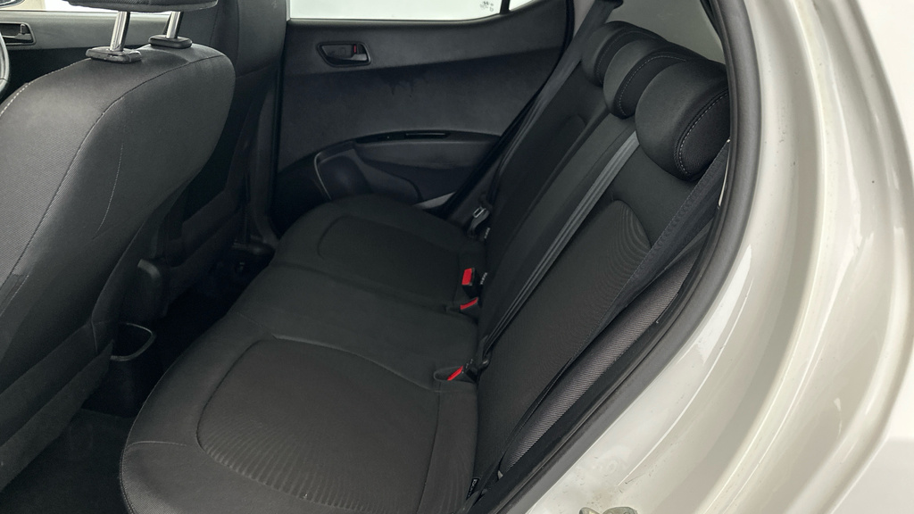 Hyundai I10 1.0 Se Connect White #19
