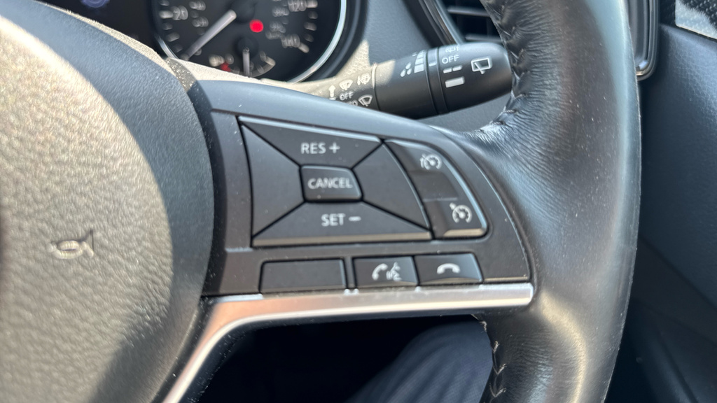 Nissan X-Trail Tekna Grey #23