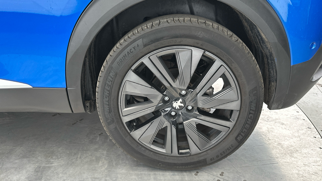 Peugeot e-2008 Gt Premium Black #27