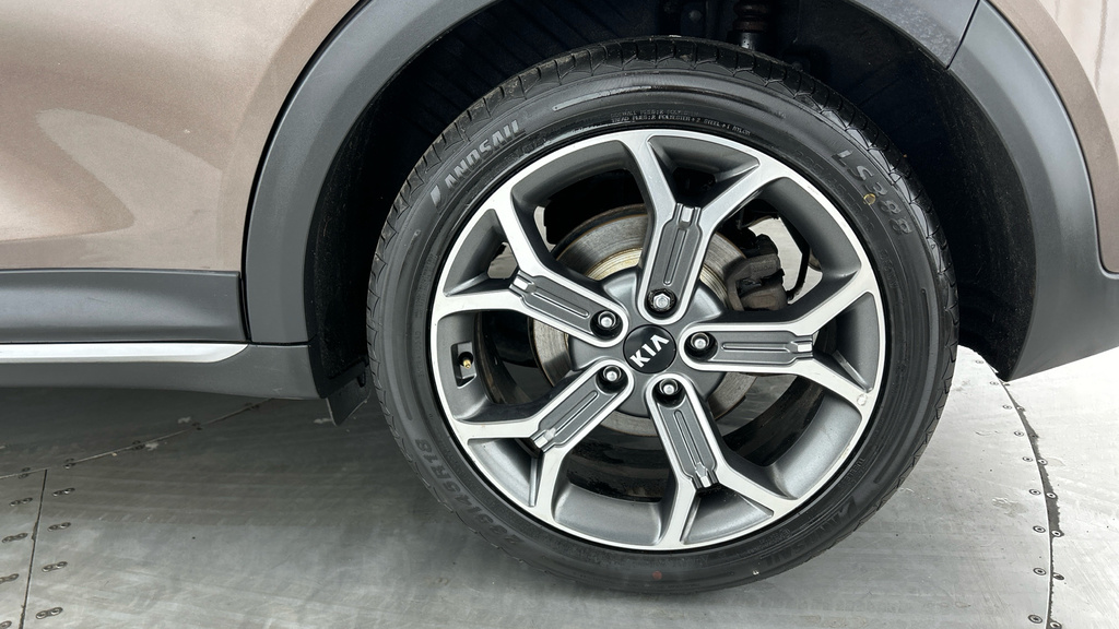 Kia Xceed 2 Black #23