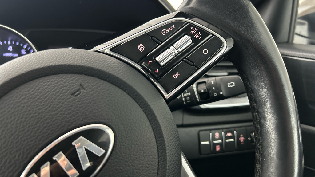Kia Xceed 2 Black #16