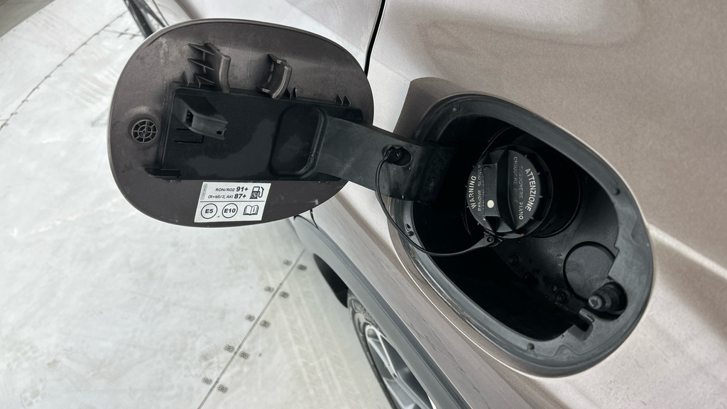 Kia Xceed 2 Black #26