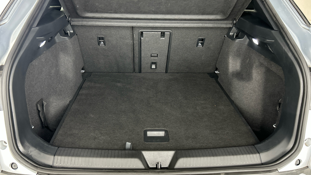 Volkswagen ID.4 Suv Grey #23