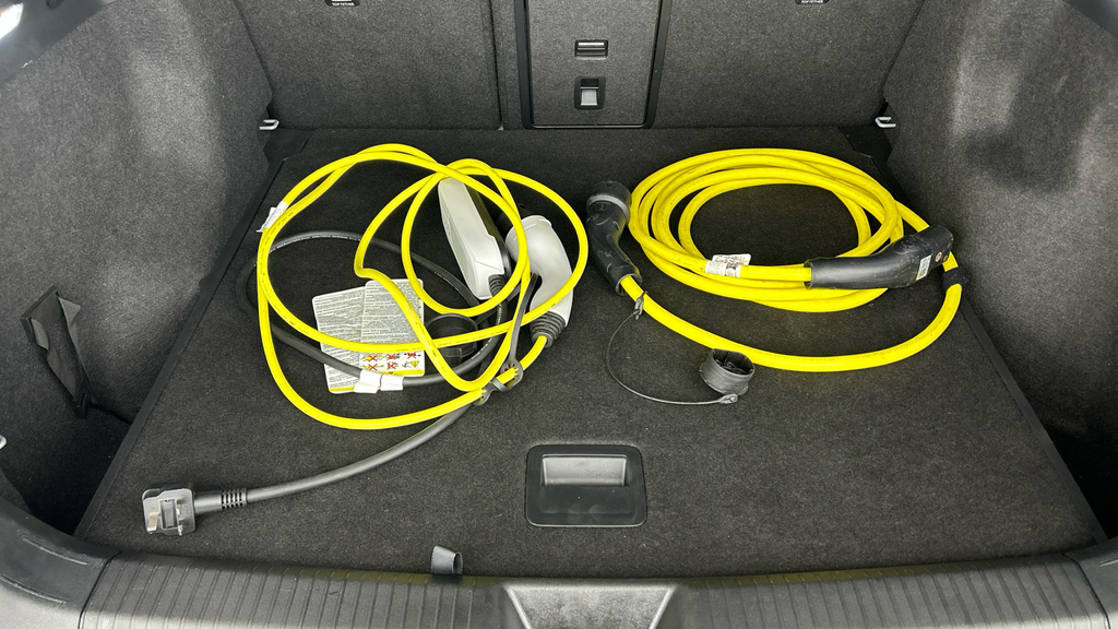 Volkswagen ID.4 Suv Grey #8