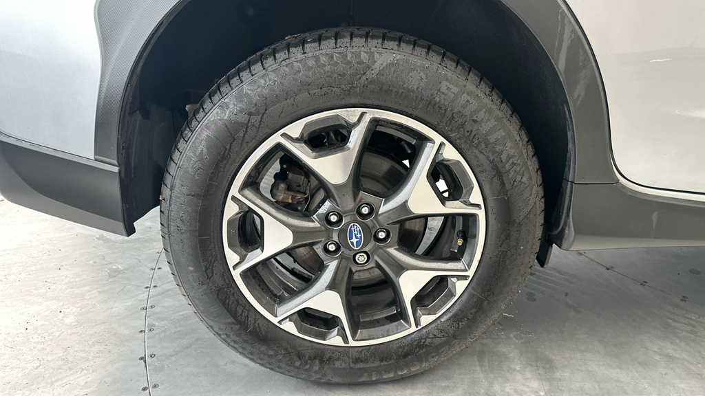 Subaru XV Suv Grey #23