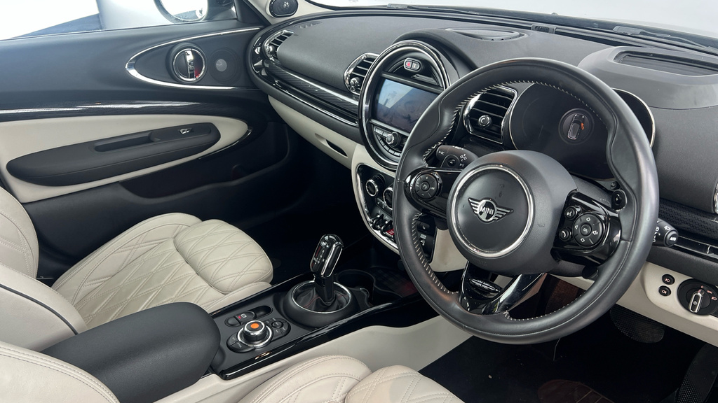 Mini Clubman Cooper D Classic White #9