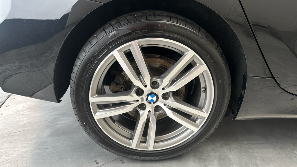 BMW 2 Series Active Tourer Hatchback White #26