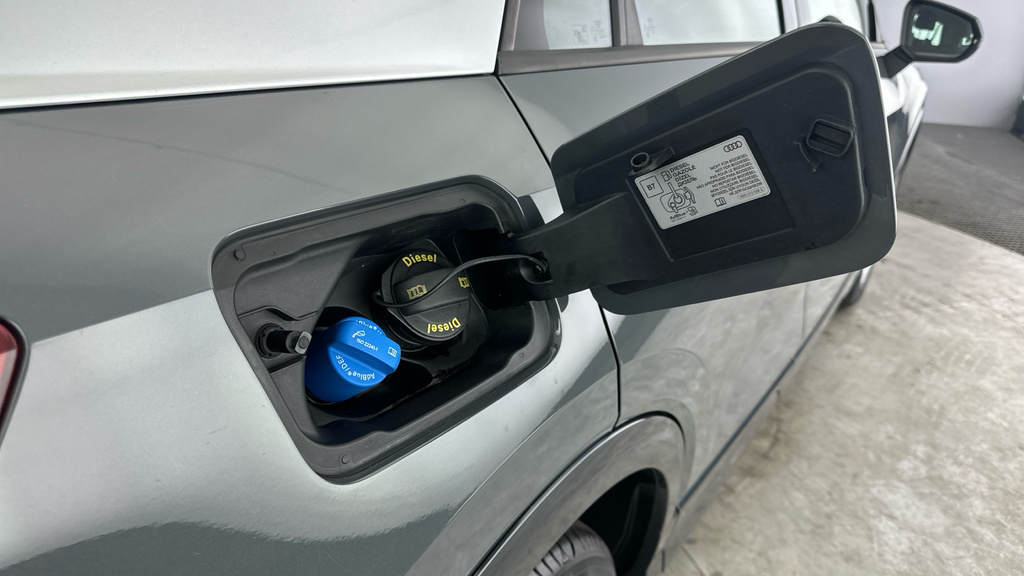 Audi Q2 30 Tfsi S Line Tech Pack 2020 Grey #27