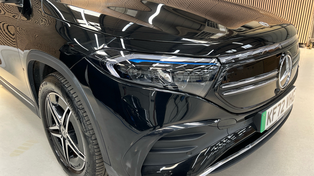 Mercedes-Benz EQA Suv Black #28