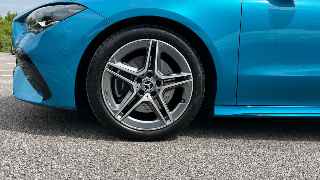 Mercedes-Benz CLA Class Cla 200 Amg Line Premium Tip Black #23