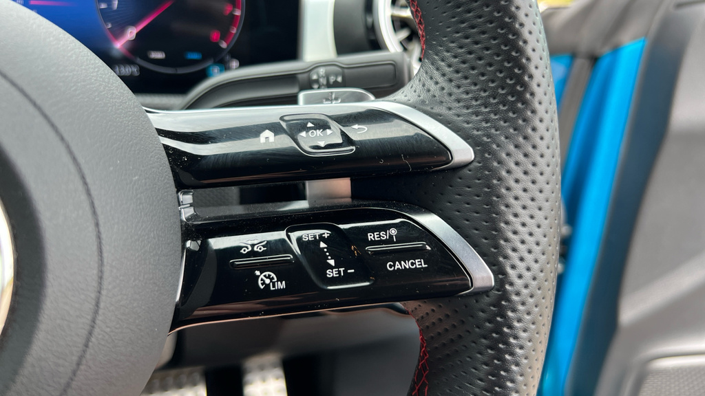 Mercedes-Benz CLA Class Cla 200 Amg Line Premium Tip Black #35