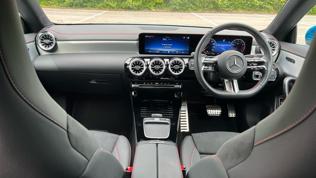 Mercedes-Benz CLA Class Cla 200 Amg Line Premium Tip Black #13