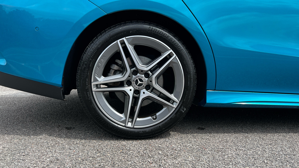Mercedes-Benz CLA Class Cla 200 Amg Line Premium Tip Black #25