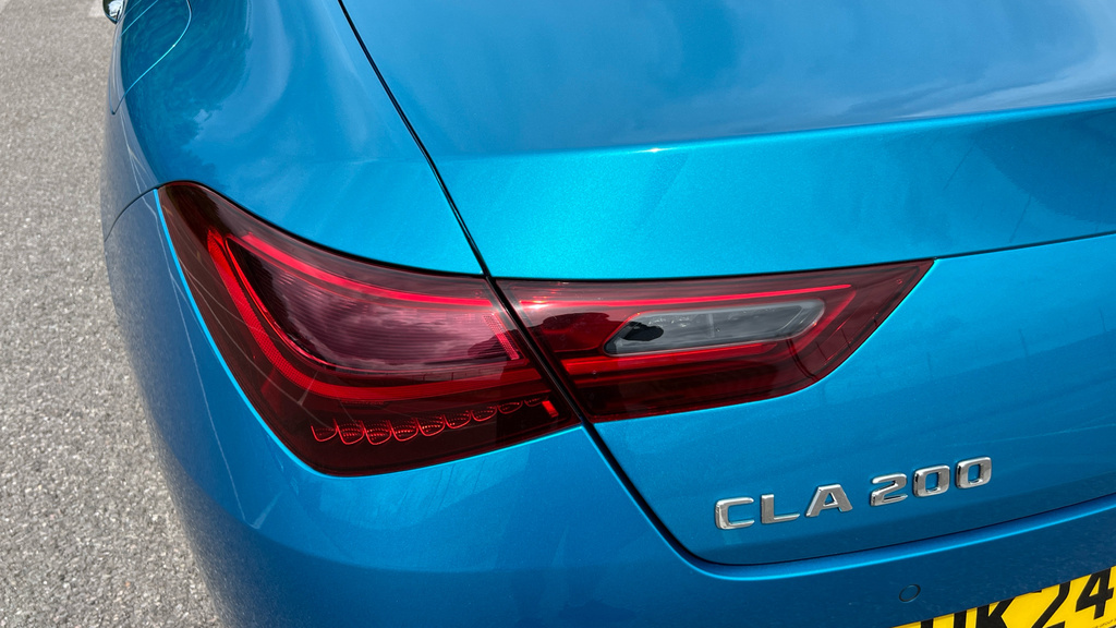 Mercedes-Benz CLA Class Cla 200 Amg Line Premium Tip Black #31