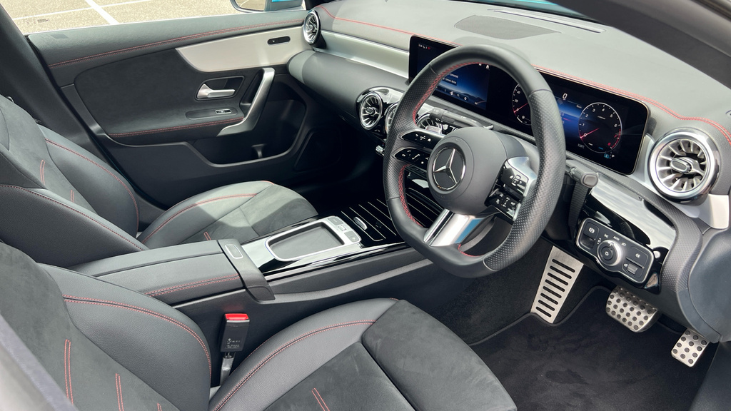 Mercedes-Benz CLA Class Cla 200 Amg Line Premium Tip Black #9